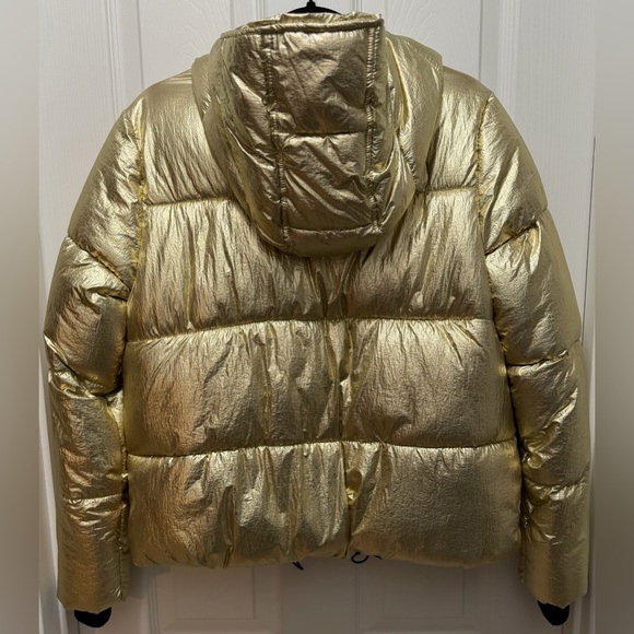 American Eagle Outfitters Metallic Gold Puffer Jacket - Picture 2 of 3